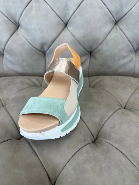CallagHan Women's Pesca Menta Off - Image 3