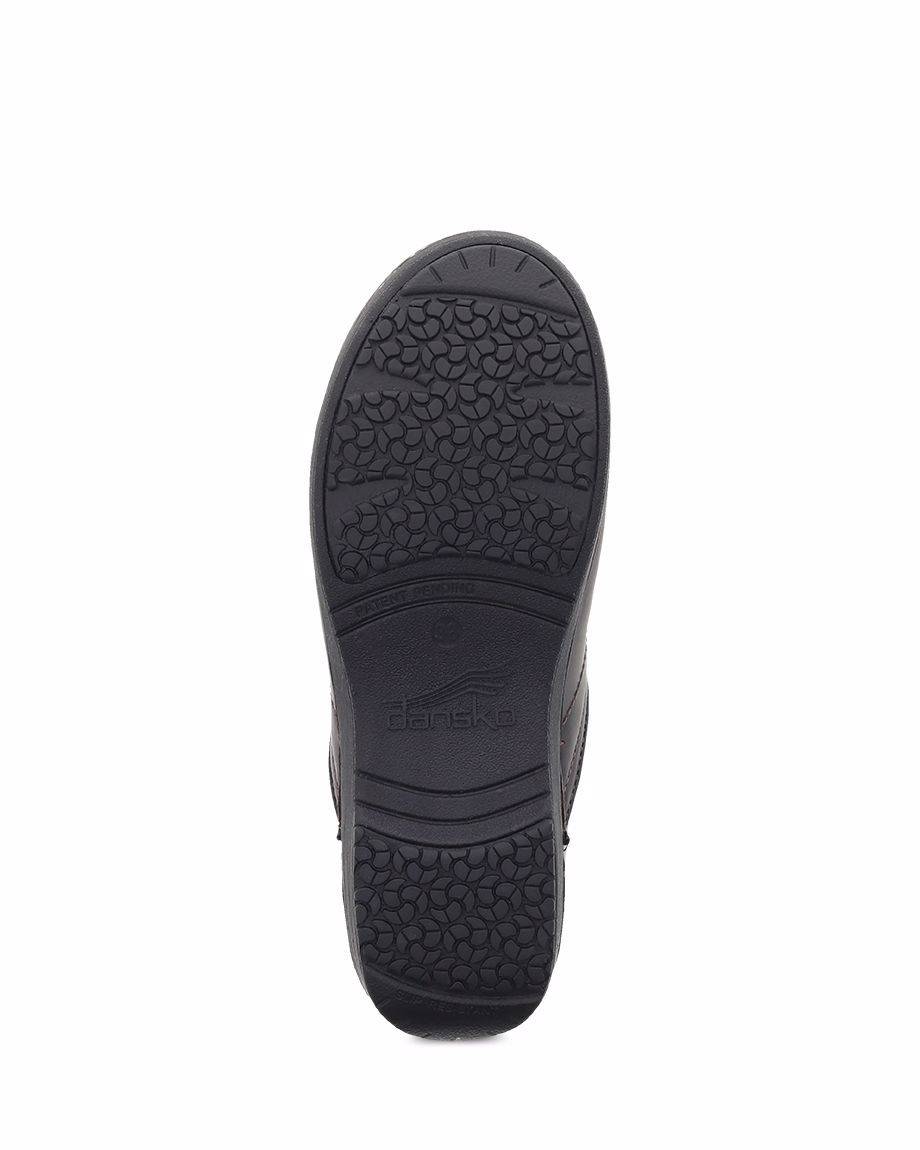 Dansko Women's Brown XP 2.0 Waterproof Pull Up Clogs - Image 7