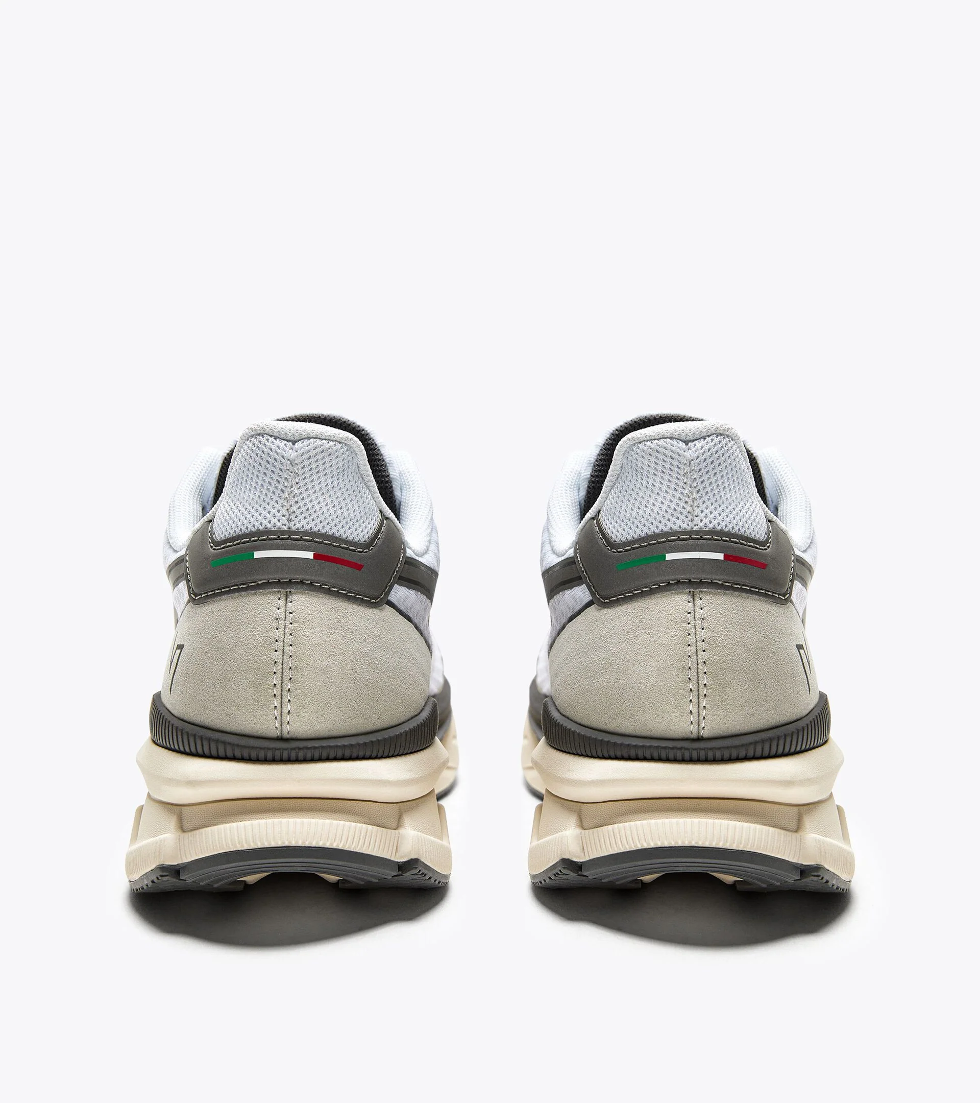 Diadora Men’s Atomo V7000 White Silver DD Whisper White - Image 5