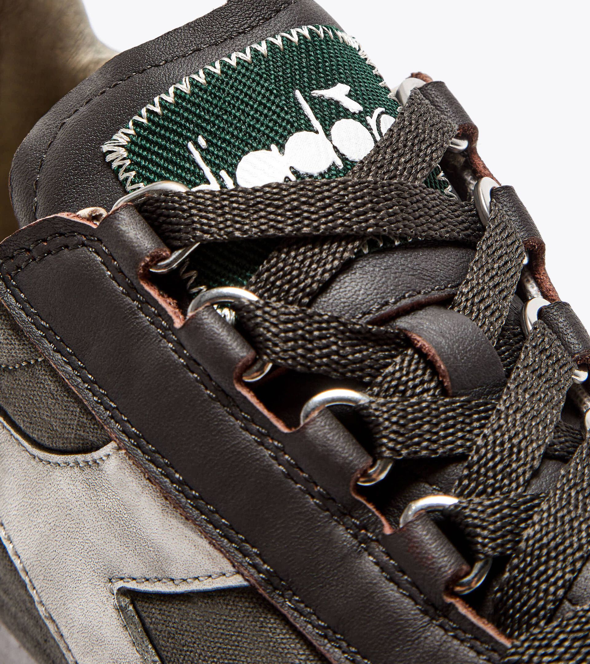 Diadora Heritage Men's Equipe Dirty SW Evo Beige Sesame - Image 5
