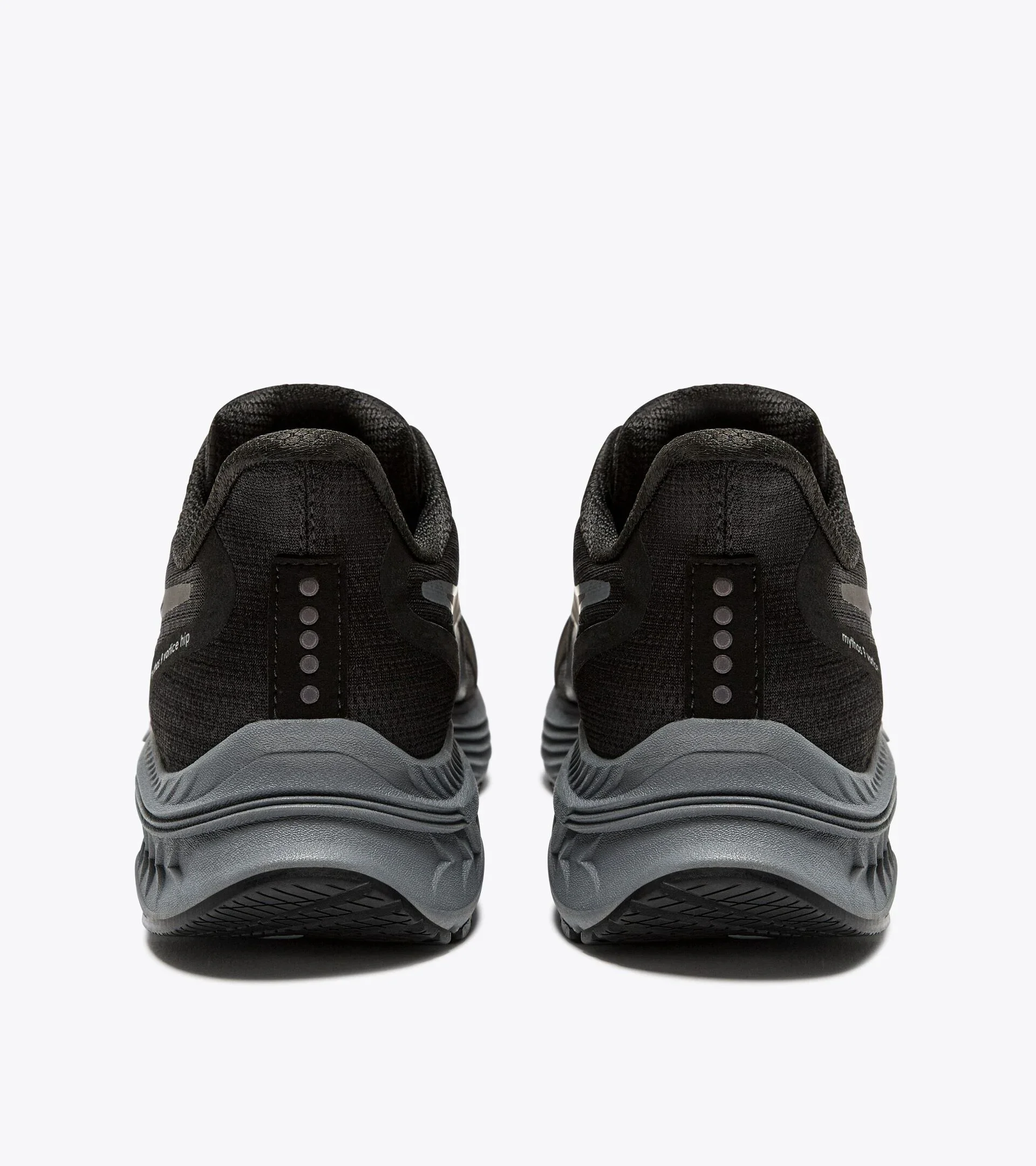 Diadora Men's Mythos Blueshield 9 Vortice HIP Black Black - Image 4