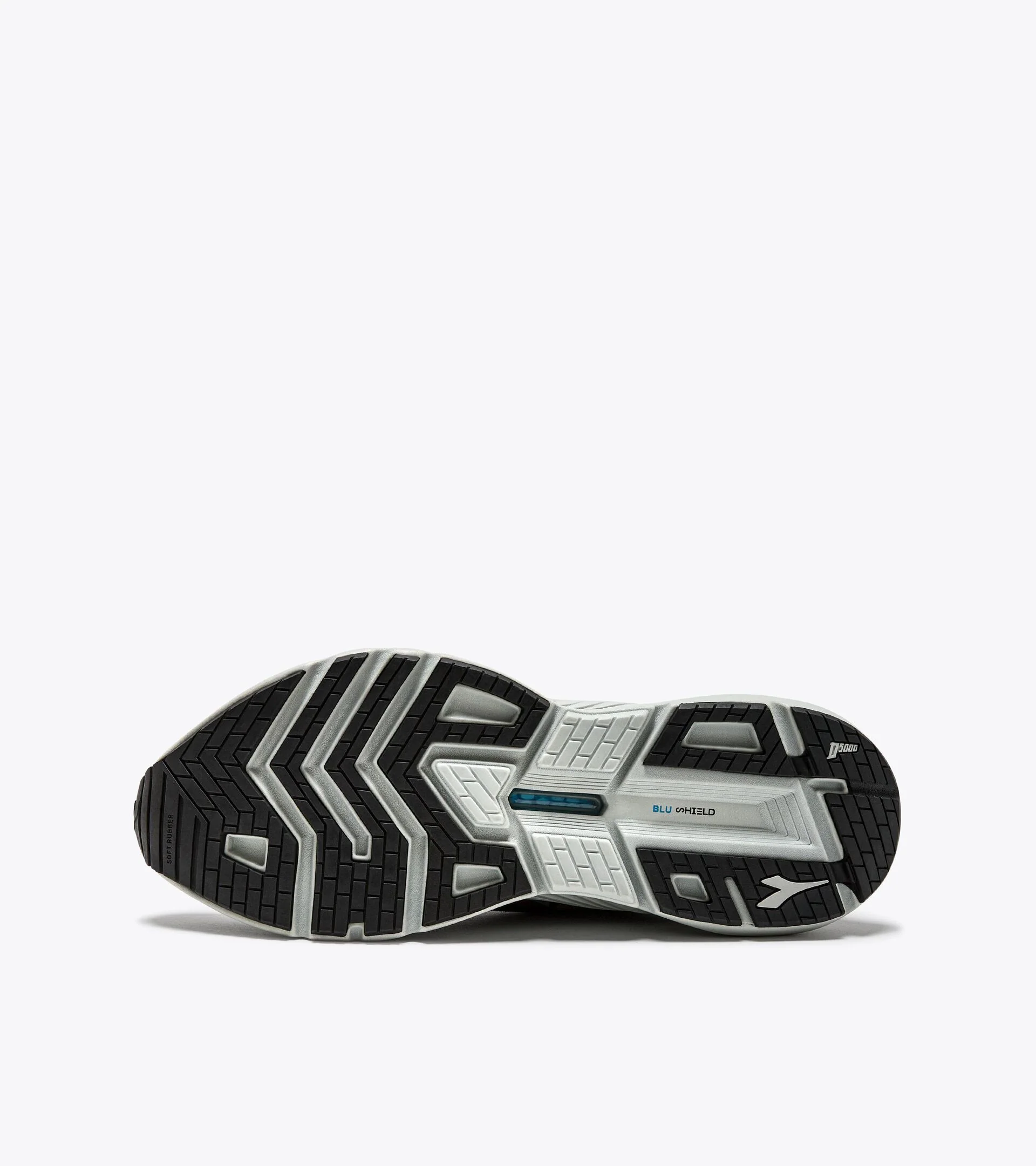 Diadora Men's Mythos Blushield Volo 4 HIP Black Silver - Image 6