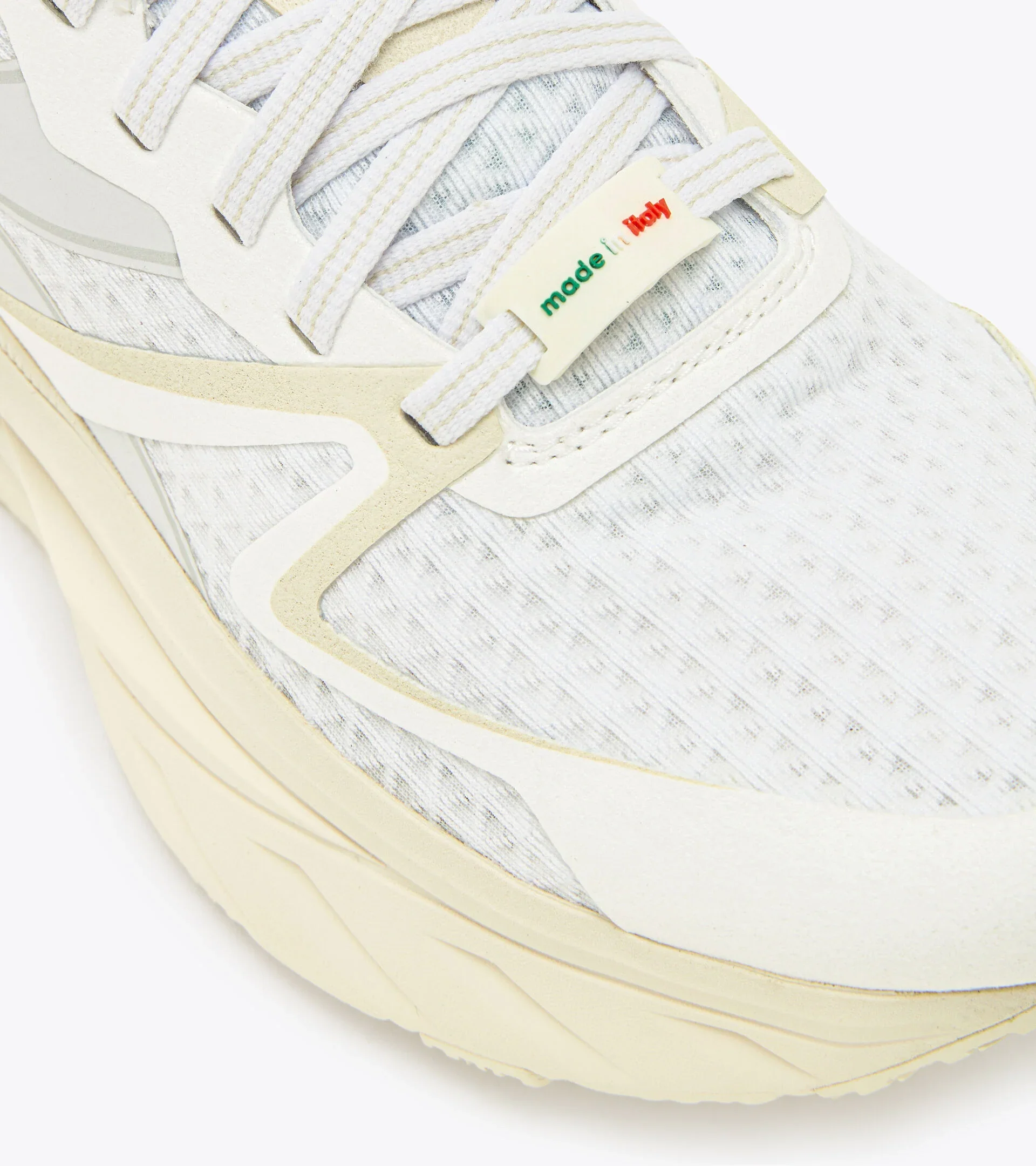 Diadora Women's Atomo V7000 White White Whisper White - Image 4