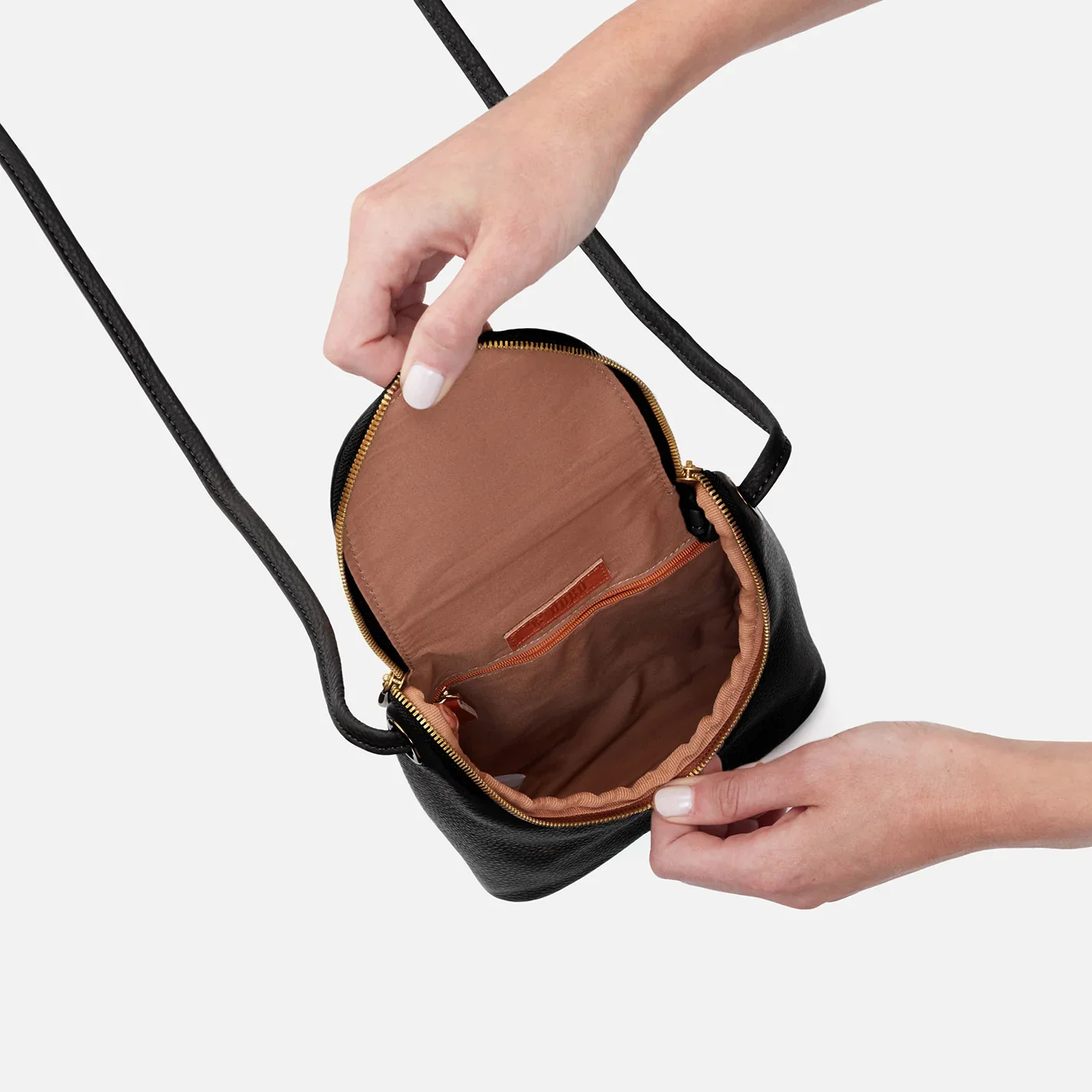 Hobo Fern Crossbody Black - Image 2