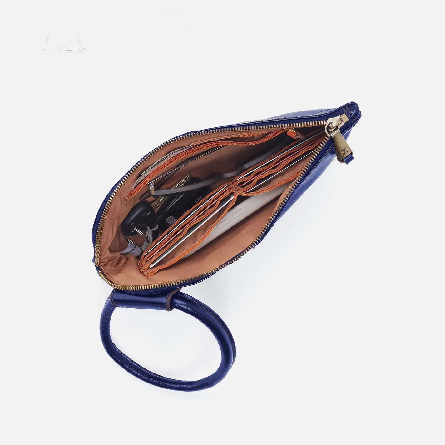 Hobo Sable Wristlet Winter Violet - Image 2