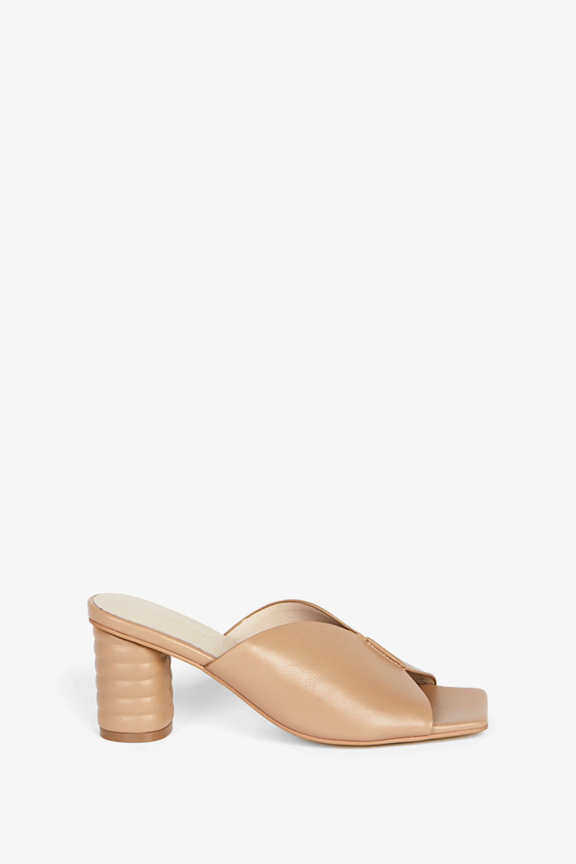 Intentionally Blank Women's Kamika Clay