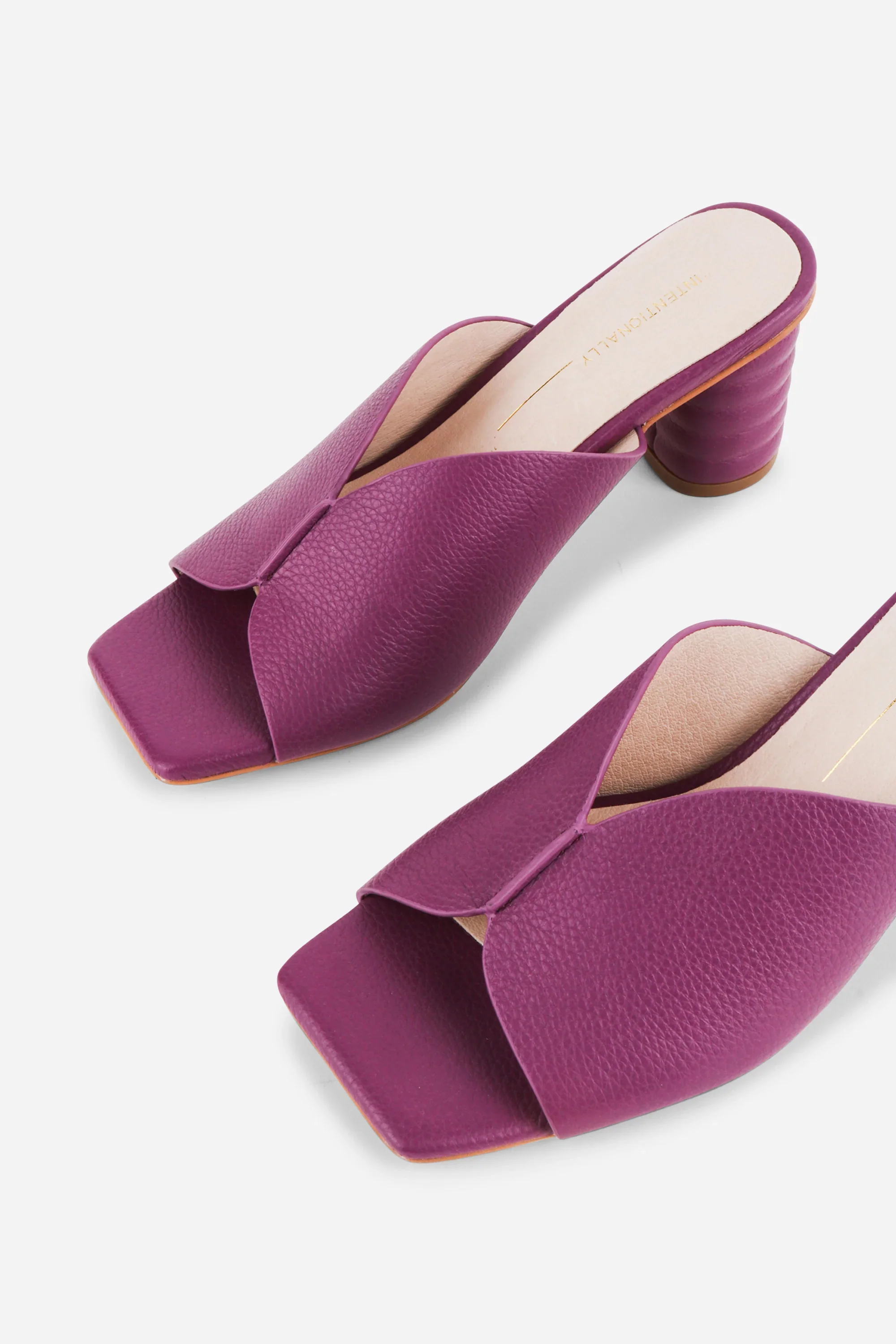 Intentionally Blank Women's Kamika Plum - Image 4