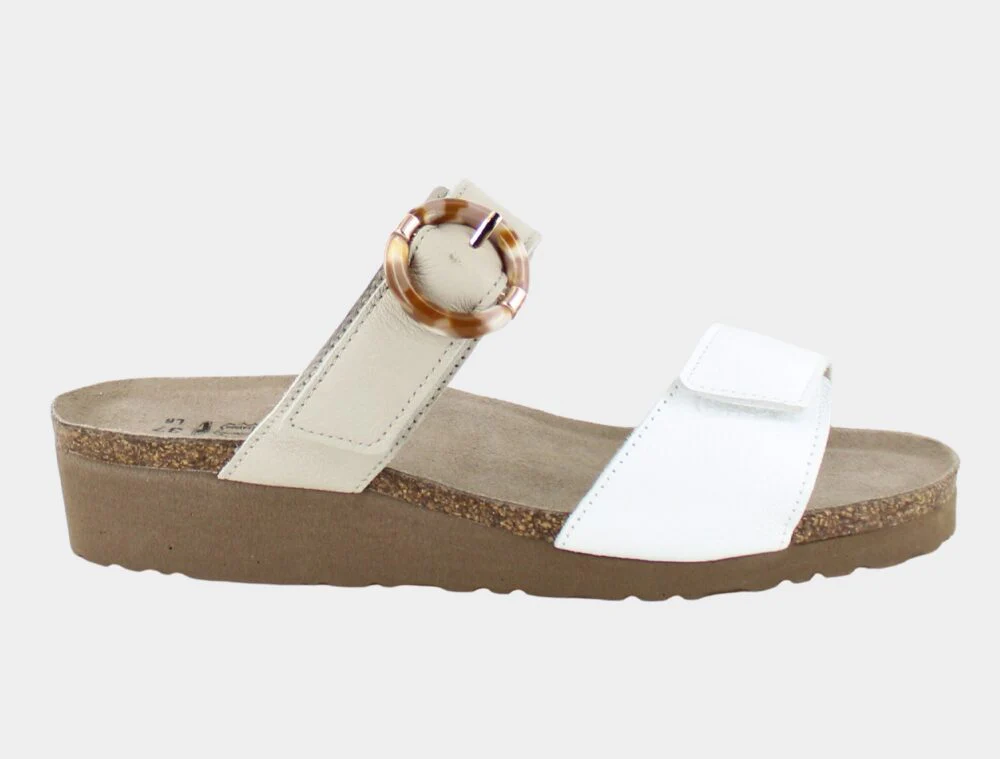 Naot Women’s Anabel Ivory Soft Leather White