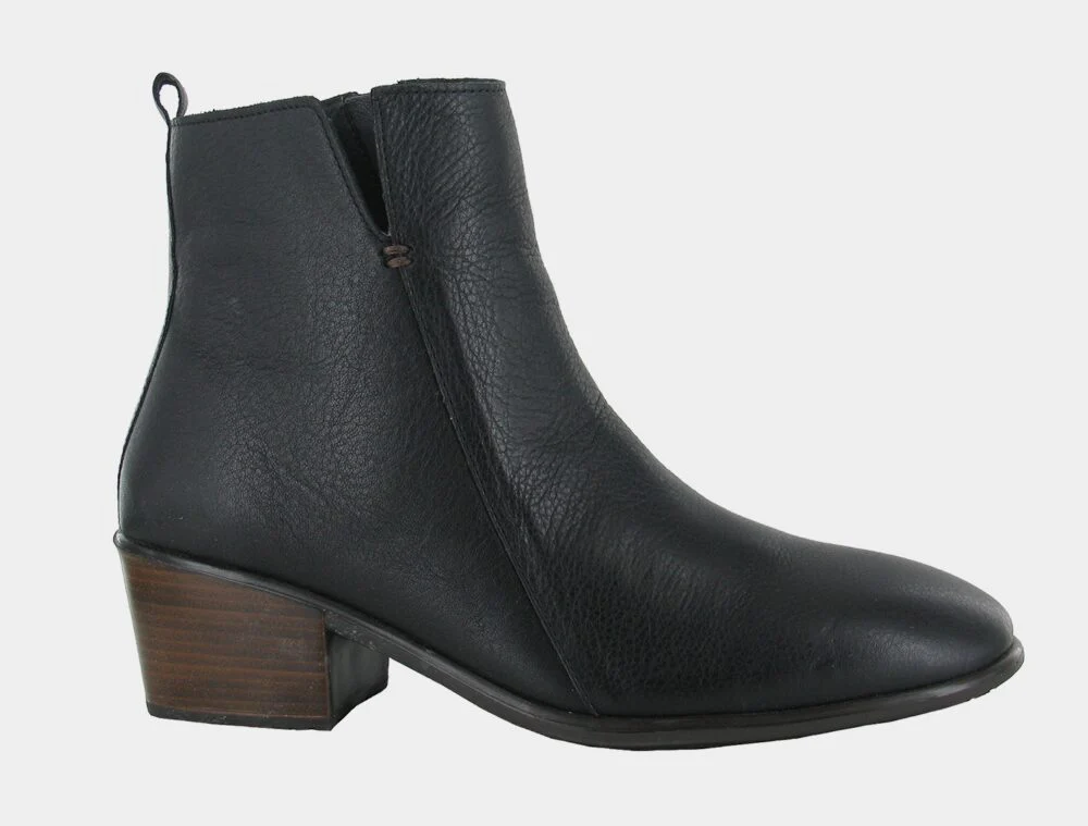 Naot Women’s Ethic Black Soft Leather