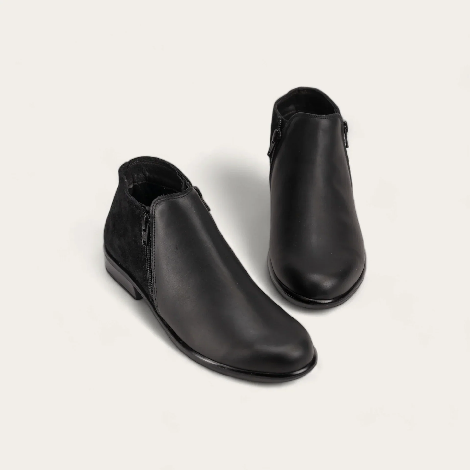 Naot Women’s Helm Black Water Resistant Leather Boot - Image 5