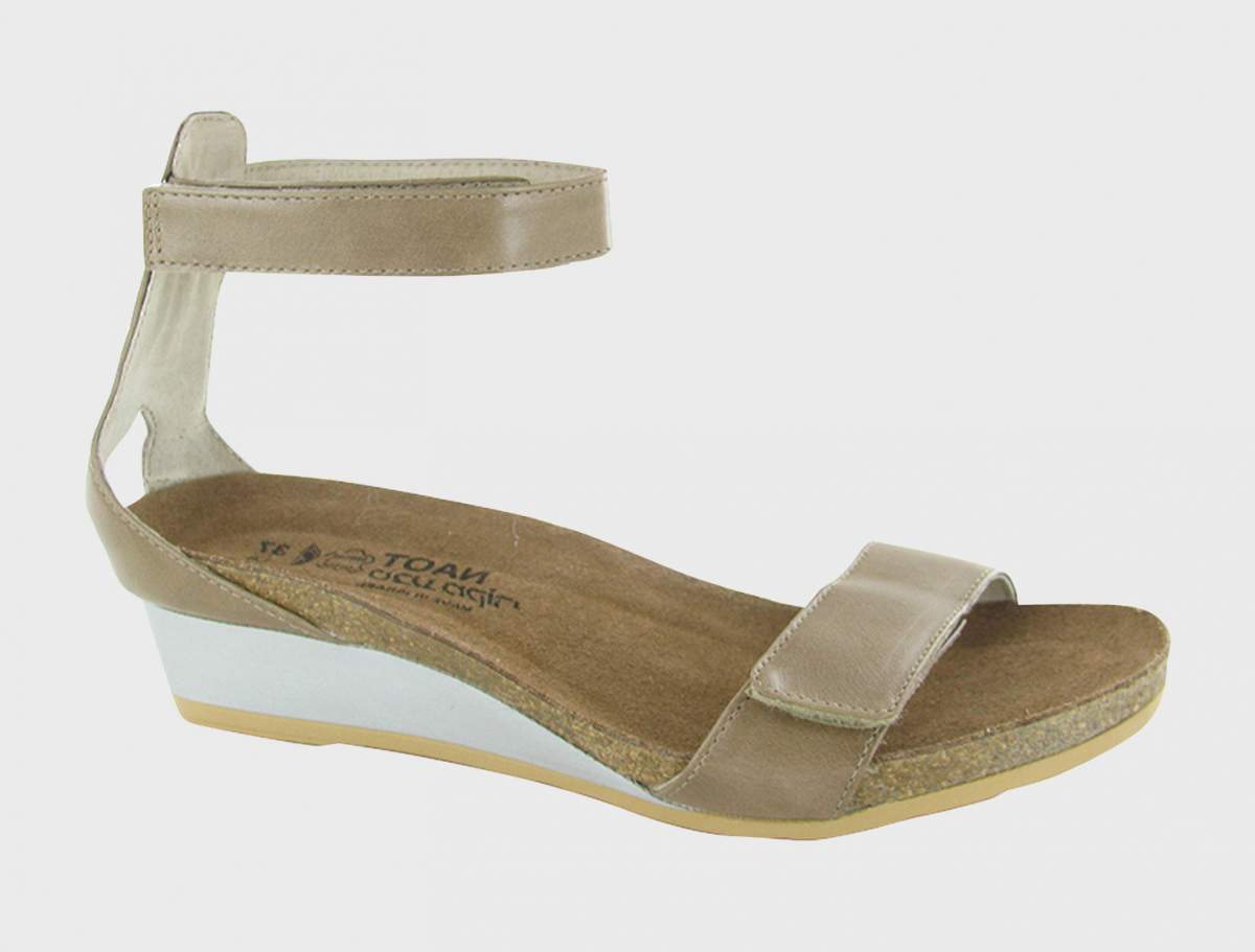 Naot Women's Mermaid Arizona Tan Leather Sandal