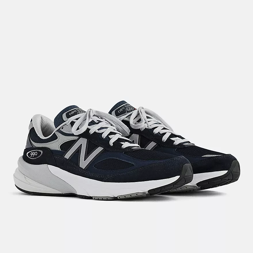 New Balance Men’s M990NV6 Navy with White - Image 3