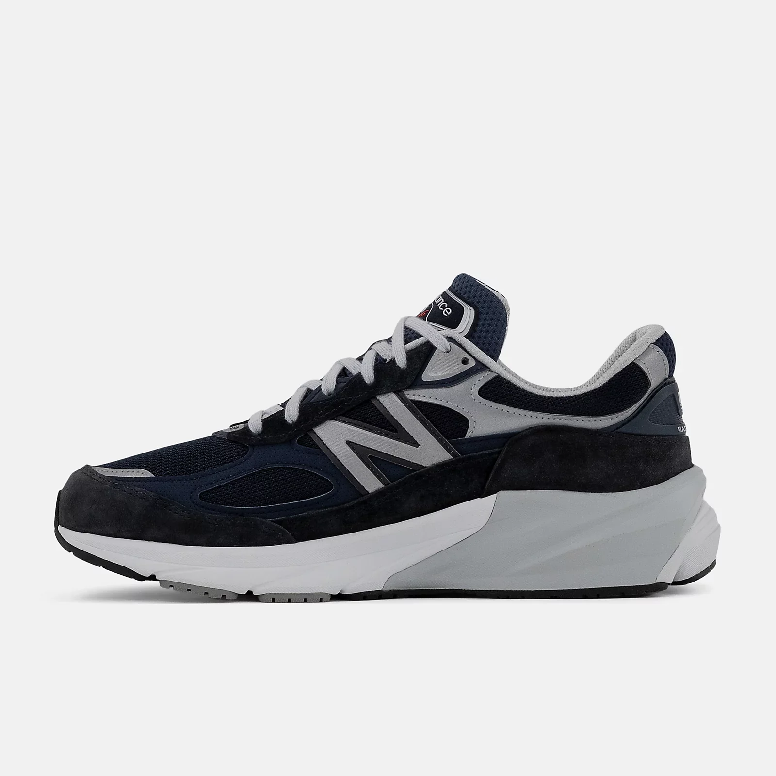 New Balance Women’s W990NV6 Navy with White - Image 7