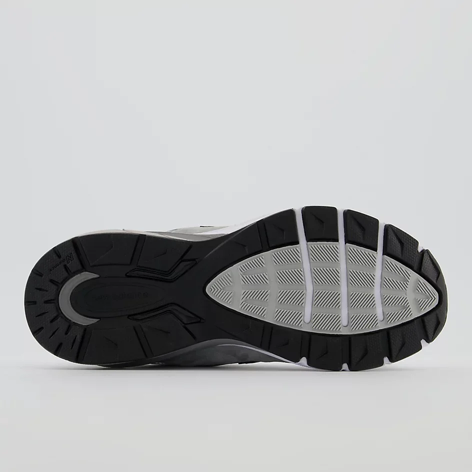 New Balance Women's 990 v5 Grey - Image 8