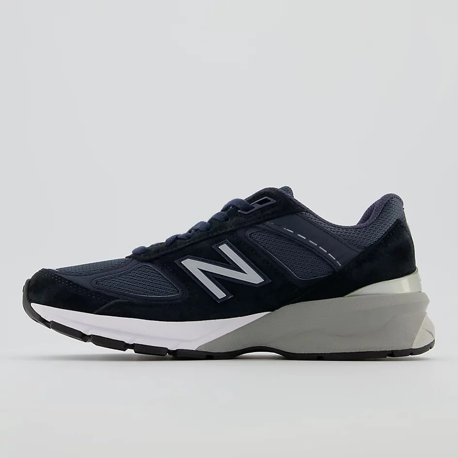 New Balance Women's 990 v5 Navy - Image 7