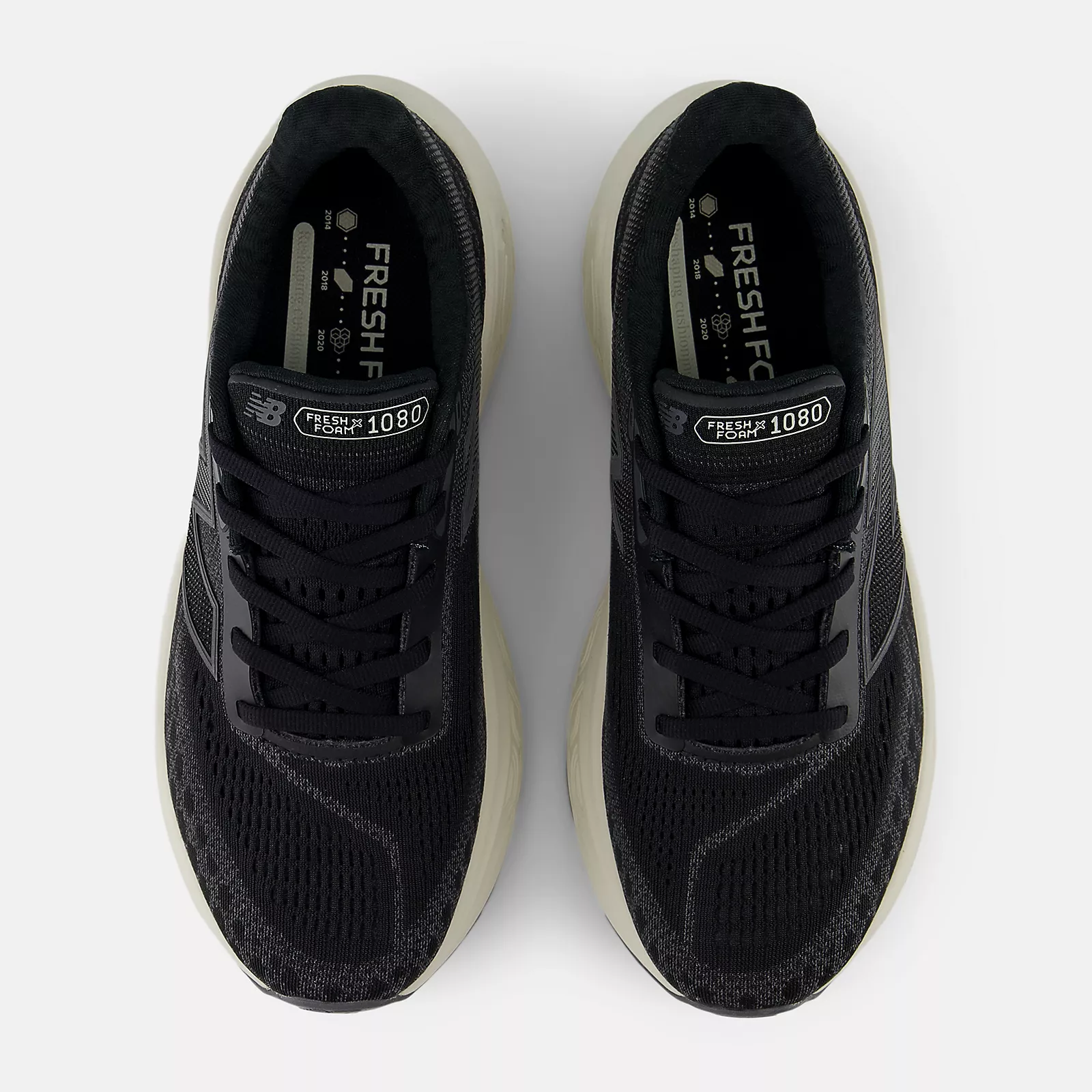 New Balance Women's W1080B14 Black Black - Image 4