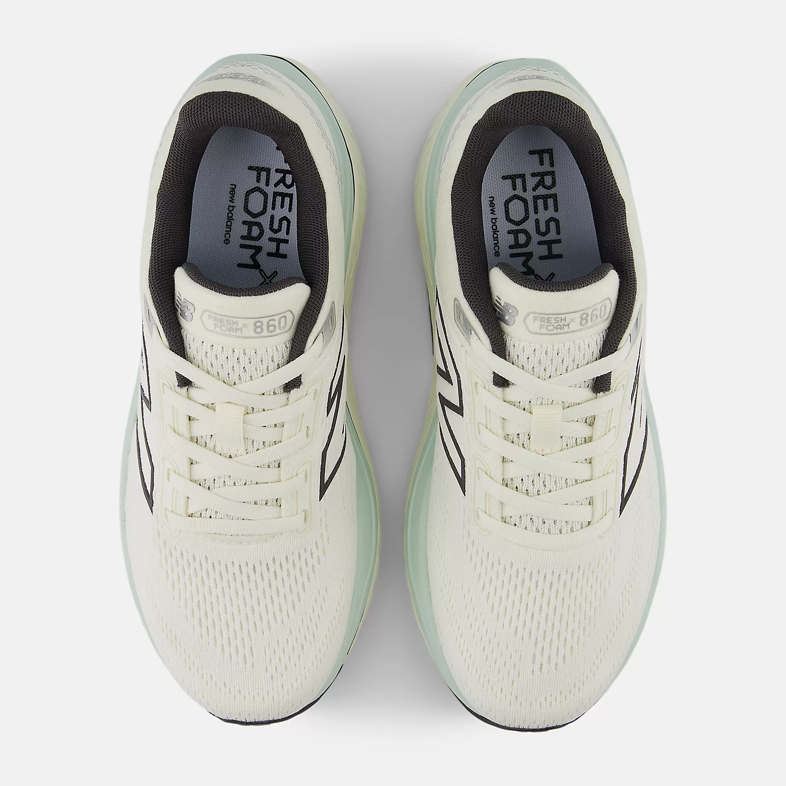 New Balance Women's W860T14 White Beige - Image 4