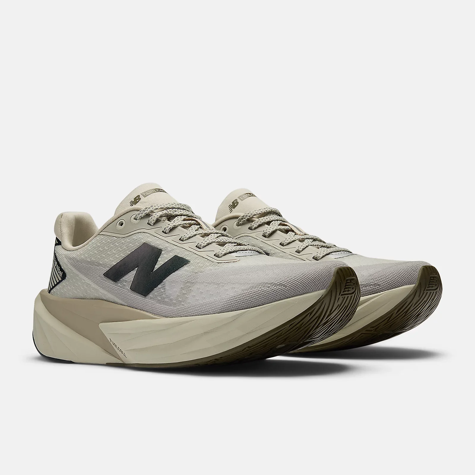 New Balance Women's WFCXPB5 Grey Brown - Image 2