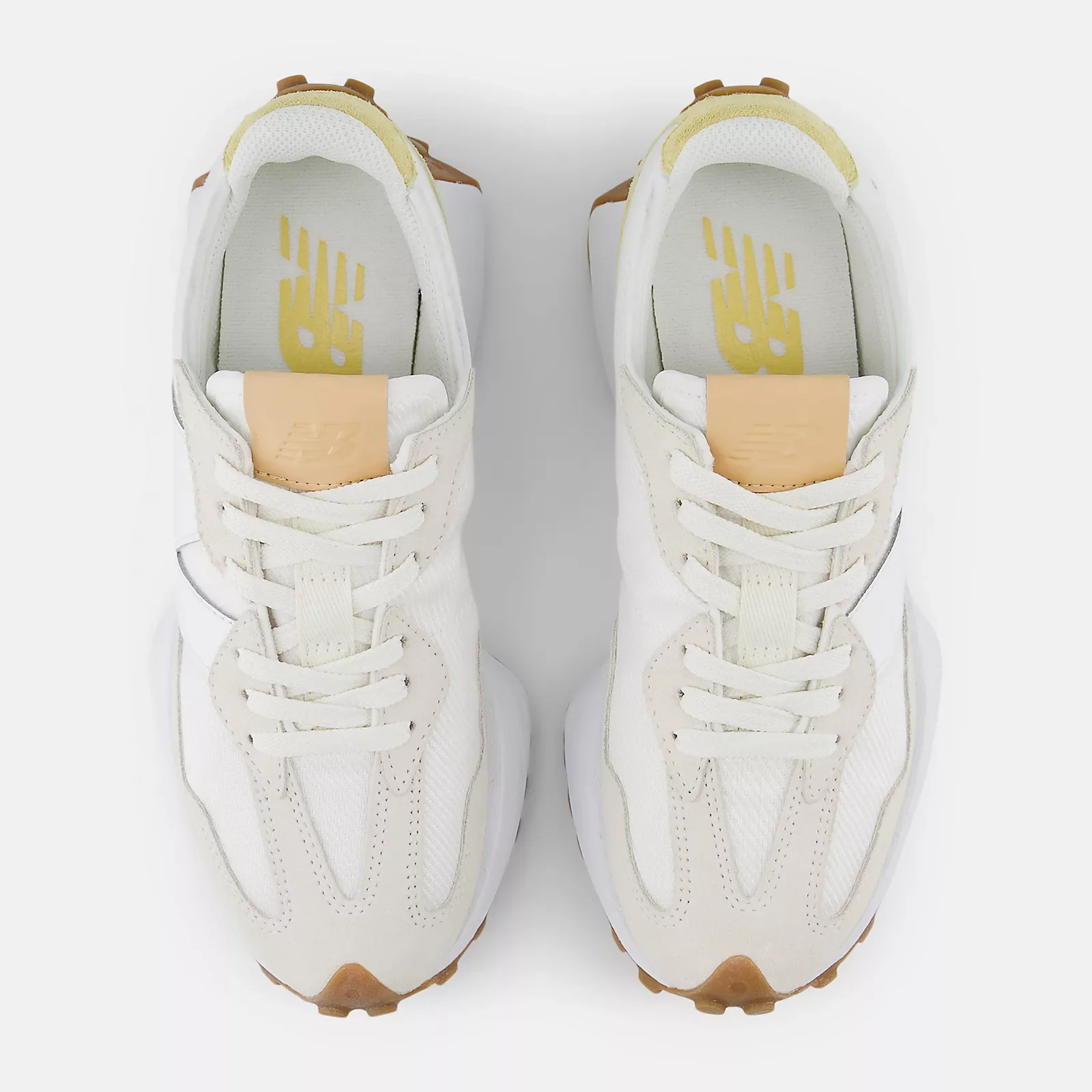 New Balance Women's WS327RE Beige Beige - Image 3