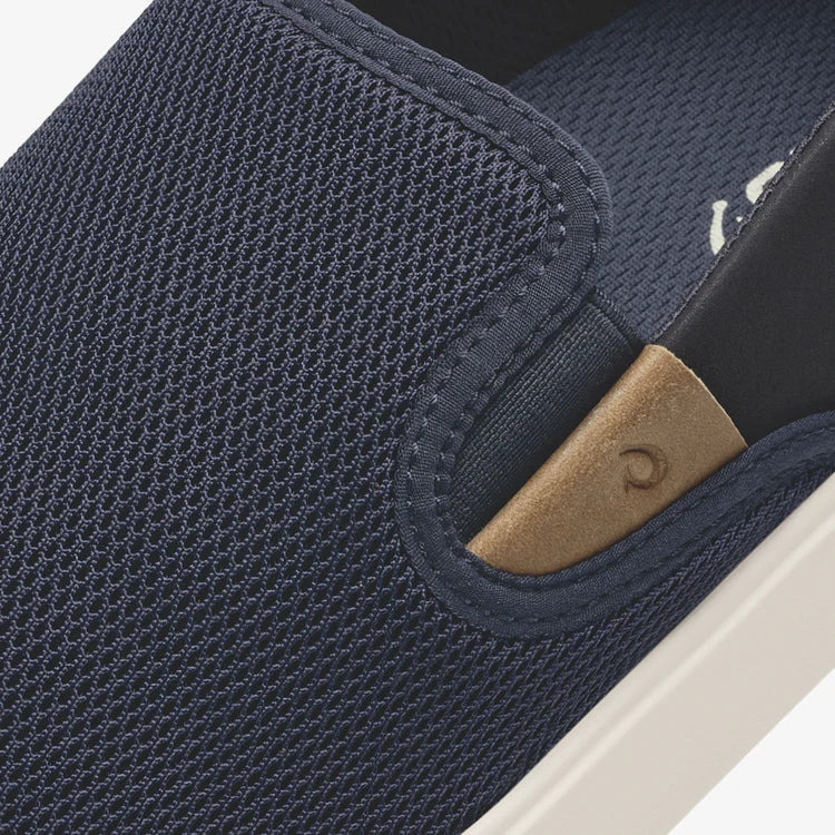 Olukai Men’s Lae’ahi Nui Trench Blue Tan - Image 4