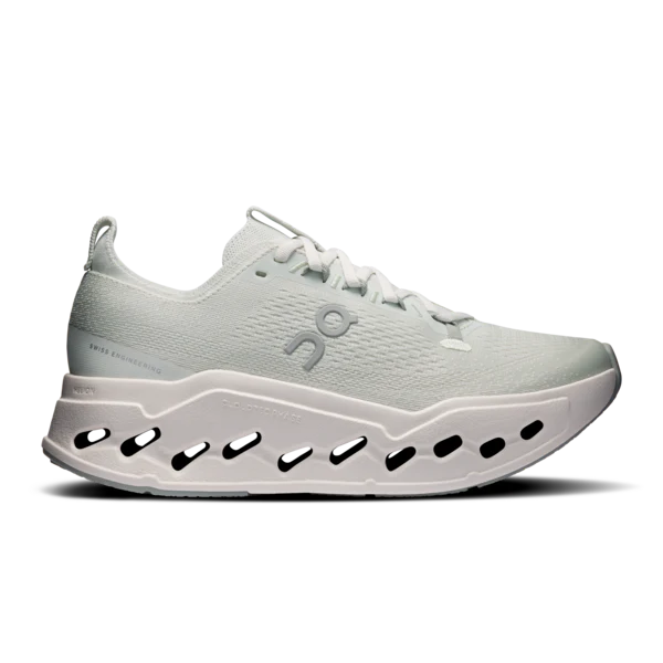 On Women's Cloudsurfer Max Iceberg Ivory