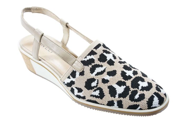 Vaneli Women's Greer Beige Leopard