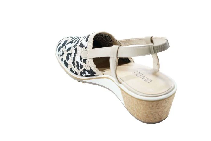 Vaneli Women's Greer Beige Leopard - Image 5