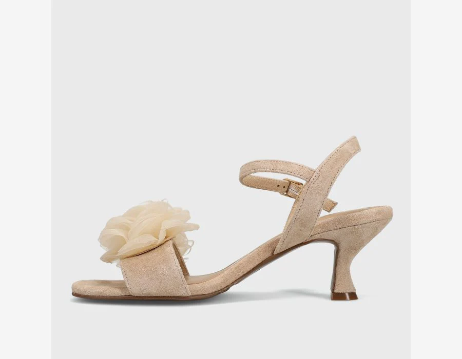 Vaneli Women's Lapis Nude Suede - Image 3