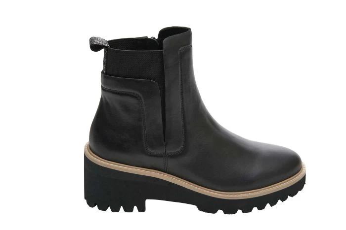 Vaneli Women's Mariel Black Nappa - Image 3
